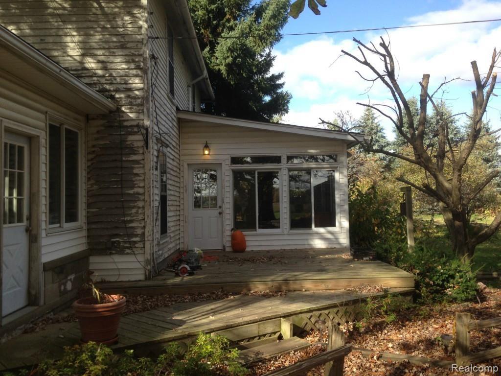 2555 South Lapeer Road Lapeer, MI 48446 - Photo 15 of 35 IMG_0921.jpg
