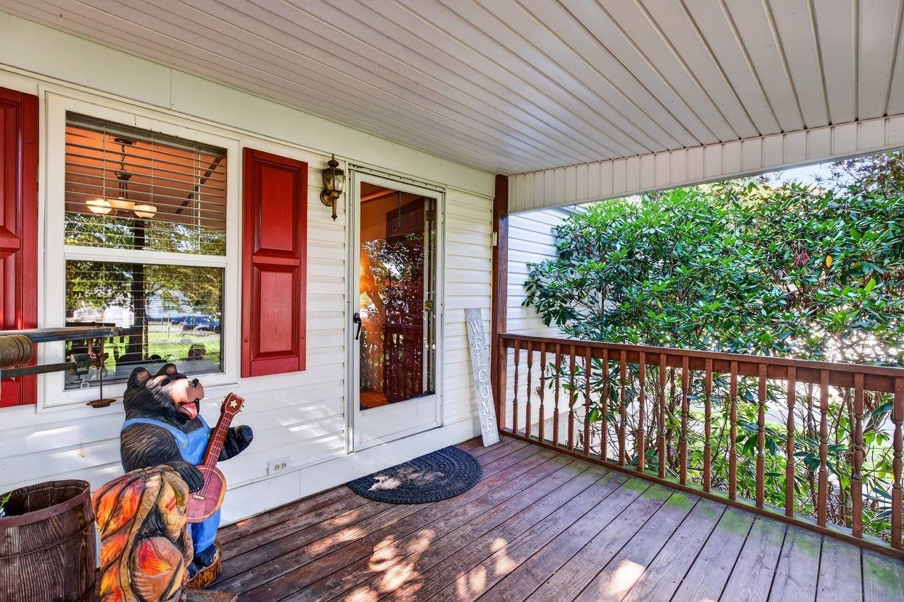 406 Trayfoot Road Grottoes, VA 24441 - Photo 5 of 74 Gallery Image 5