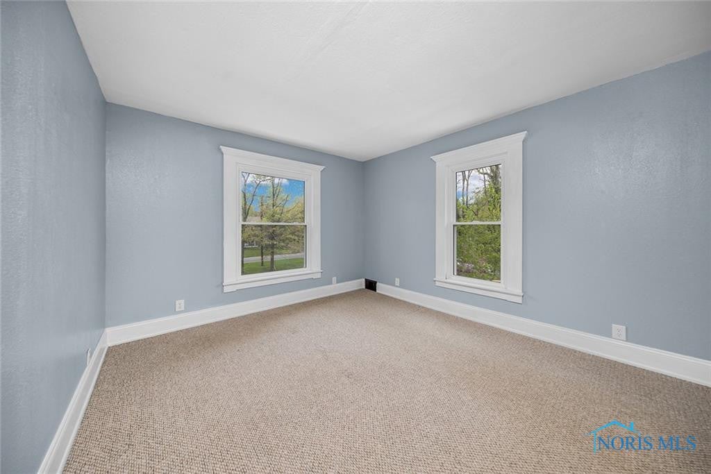 6036 Flanders Road Sylvania, OH 43560 - Photo 31 of 47 Gallery Image 31