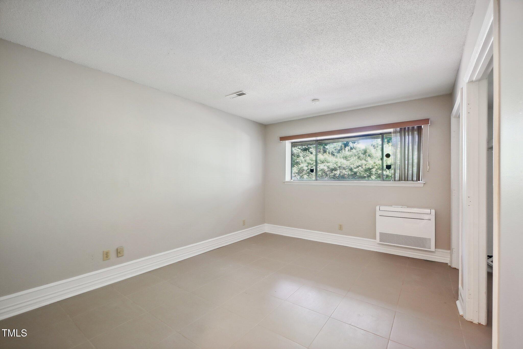 5004 Flint Ridge Place Raleigh, NC 27609 - Photo 16 of 22 17-web-or-mls-Flint Ridge Pl 5004-017