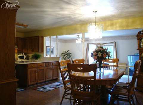 1036 Ramsgate Road Flint, MI 48532 - Photo 5 of 39 20367530-4.JPG