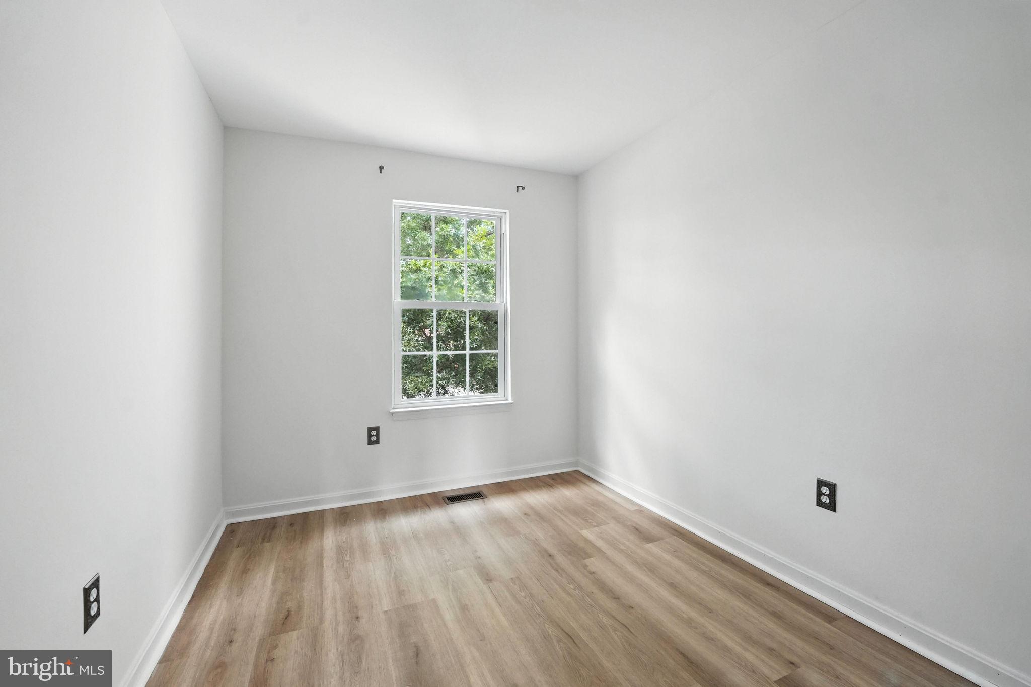 6808 Cottingham Lane Centreville, VA 20121 - Photo 18 of 23