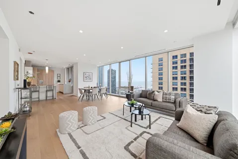 $1,850,000 | 363 East Wacker Drive, Unit 2709, Chicago, IL 60601