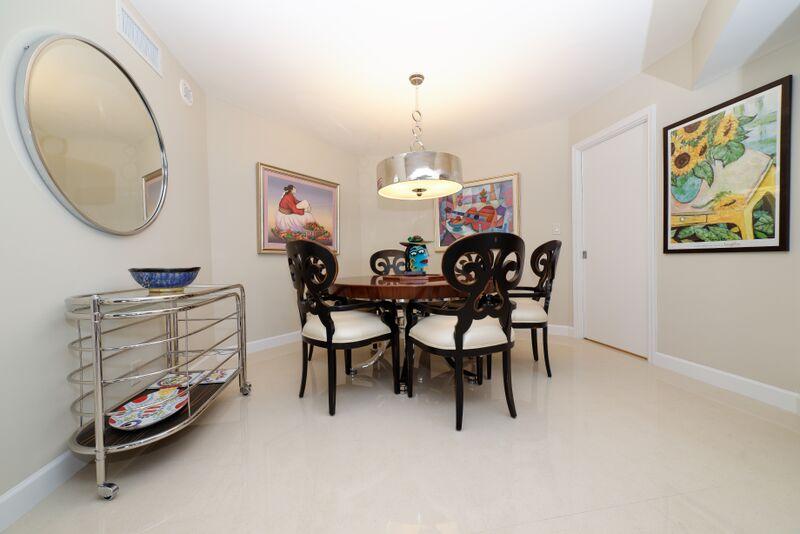 550 South Ocean Boulevard, Unit 1201 Boca Raton, FL 33432 - Photo 11 of 37 FORMAL DINING SPACE