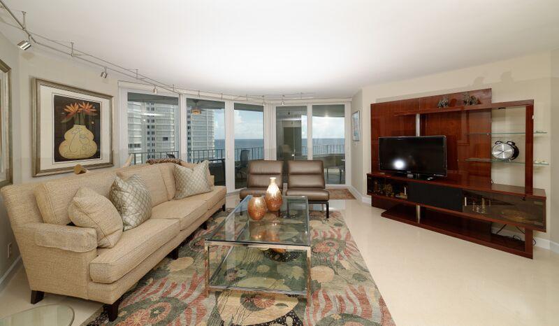 550 South Ocean Boulevard, Unit 1201 Boca Raton, FL 33432 - Photo 14 of 37 GRACIOUS AND SPACIOUS LIVING ROOM