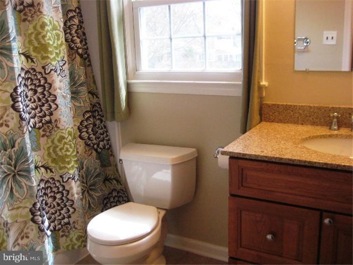4 Tar Heels Road East Hamilton, NJ 08619 - Photo 14 of 21 Bathroom