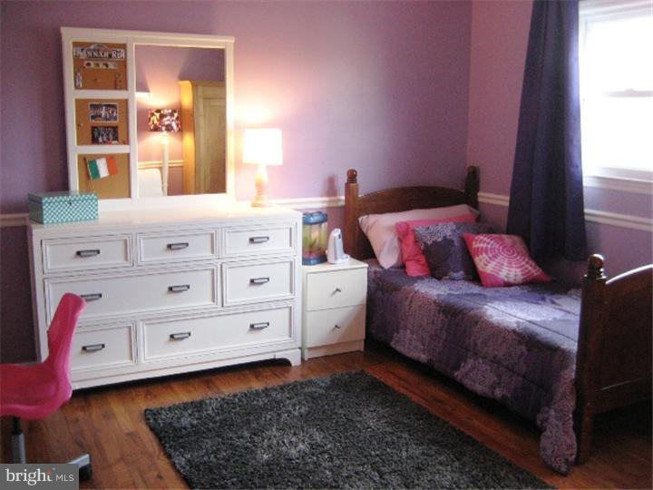 4 Tar Heels Road East Hamilton, NJ 08619 - Photo 15 of 21 Bedroom 2