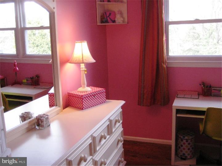 4 Tar Heels Road East Hamilton, NJ 08619 - Photo 17 of 21 Bedroom 3