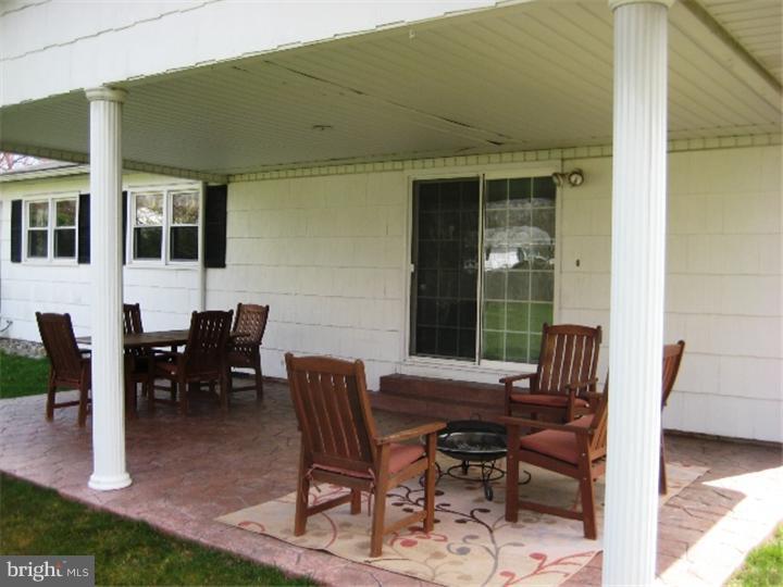 4 Tar Heels Road East Hamilton, NJ 08619 - Photo 20 of 21 Patio
