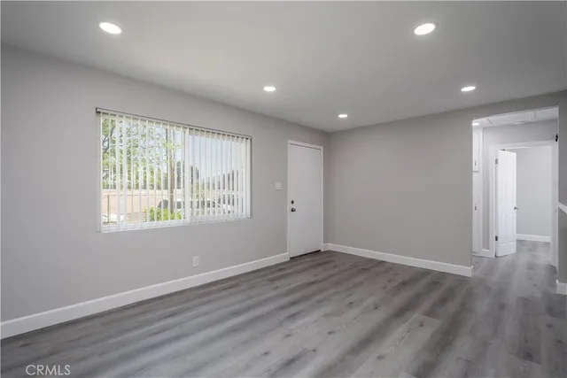 $2,150 | 3630 Russell Street, Riverside, CA 92501