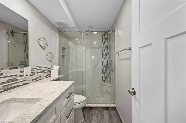 $8,500 | 320 Seaview Court, Unit 1502, Marco Island, FL 34145