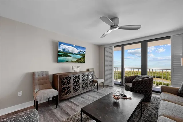 $8,500 | 320 Seaview Court, Unit 1502, Marco Island, FL 34145