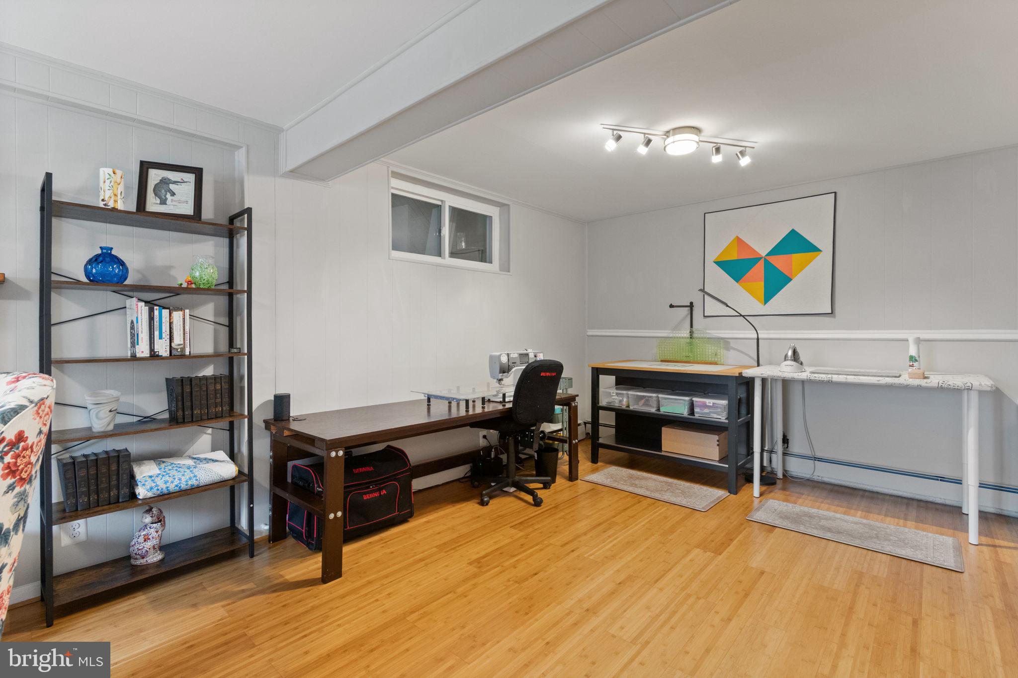 6700 Bulkley Road Lorton, VA 22079 - Photo 23 of 62 a living room with furniture and a piano