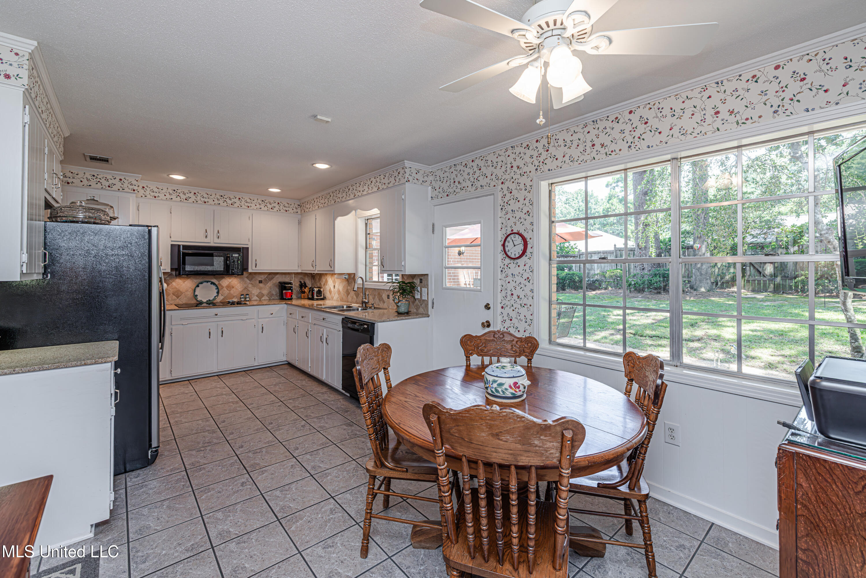 5328 Hialeah Drive Jackson, MS 39211 - Photo 15 of 65 1R4A6786