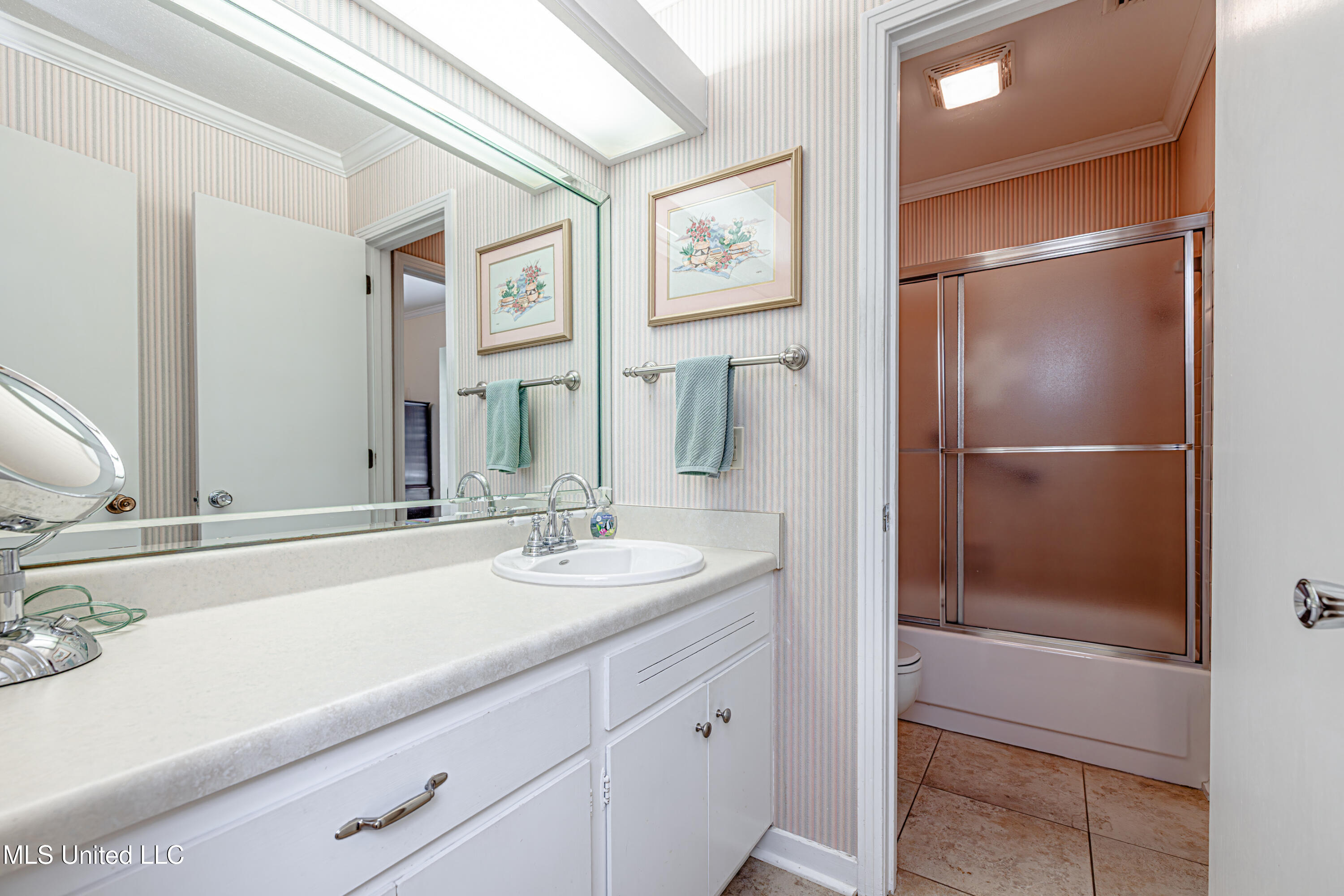 5328 Hialeah Drive Jackson, MS 39211 - Photo 45 of 65 1R4A6806