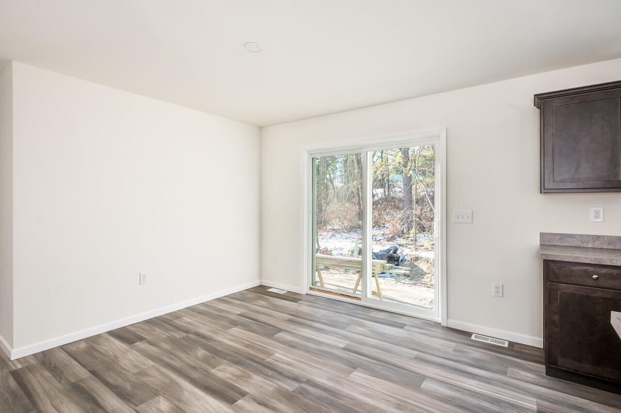 68 Northeast Road Waterboro, ME 04087 - Photo 7 of 25 7
