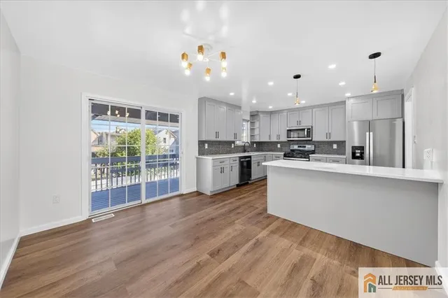 $3,000 | 19 Harris Street, Carteret, NJ 07008