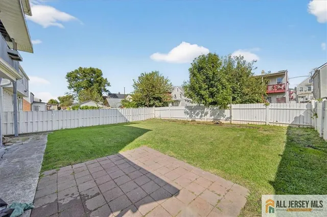 $3,000 | 19 Harris Street, Carteret, NJ 07008