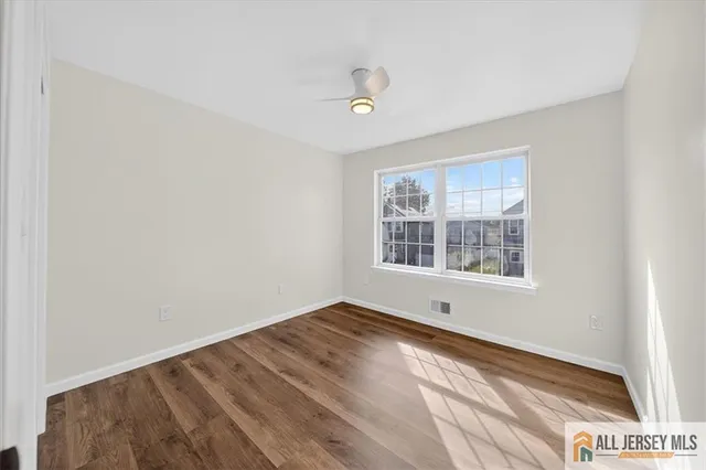 $3,000 | 19 Harris Street, Carteret, NJ 07008