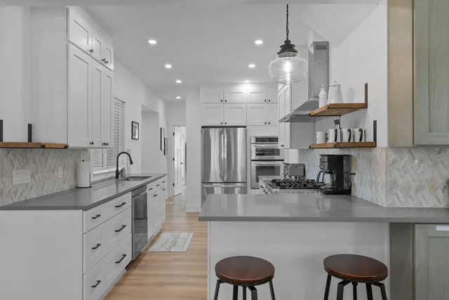 $675,000 | 397 West Geneva Street, Williams Bay, WI 53191