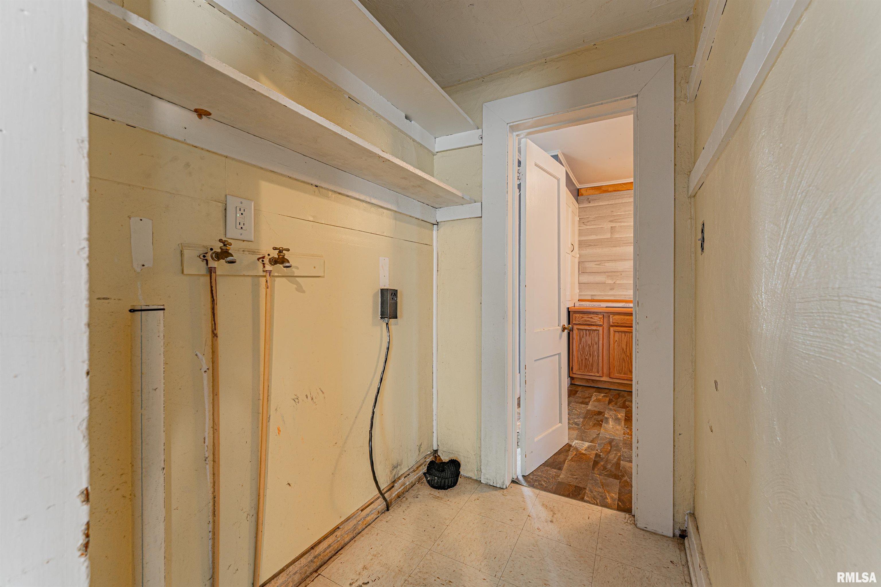 202 South Vine Street Mount Pulaski, IL 62548 - Photo 16 of 19