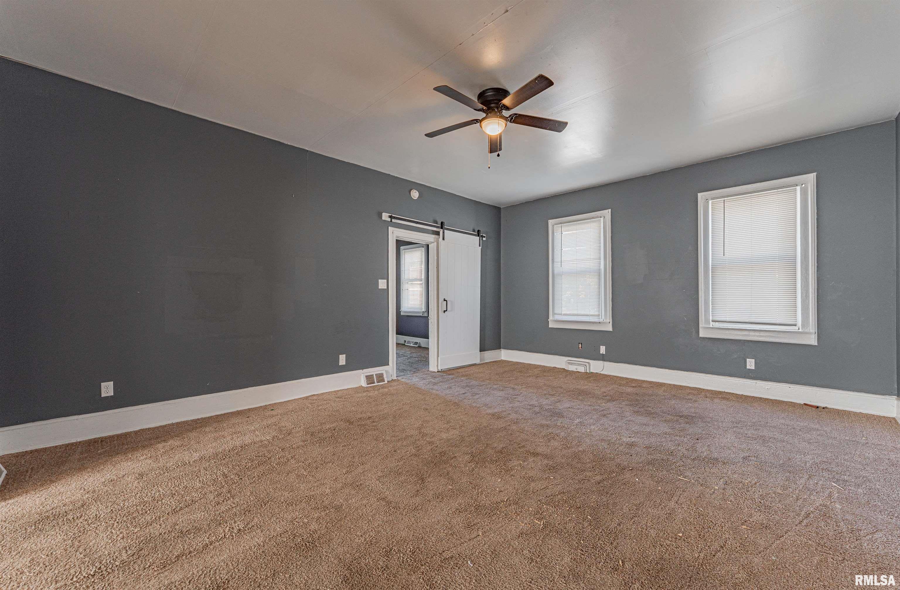 202 South Vine Street Mount Pulaski, IL 62548 - Photo 6 of 19