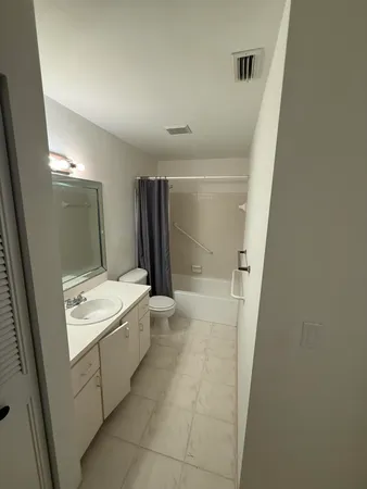 $120,000 | 5795 La Pinata Boulevard, Unit C2, Greenacres, FL 33463