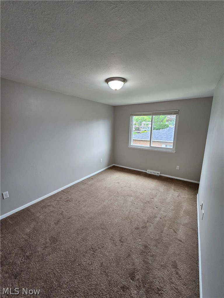 83 East Sprague Road Independence, OH 44131 - Photo 9 of 13