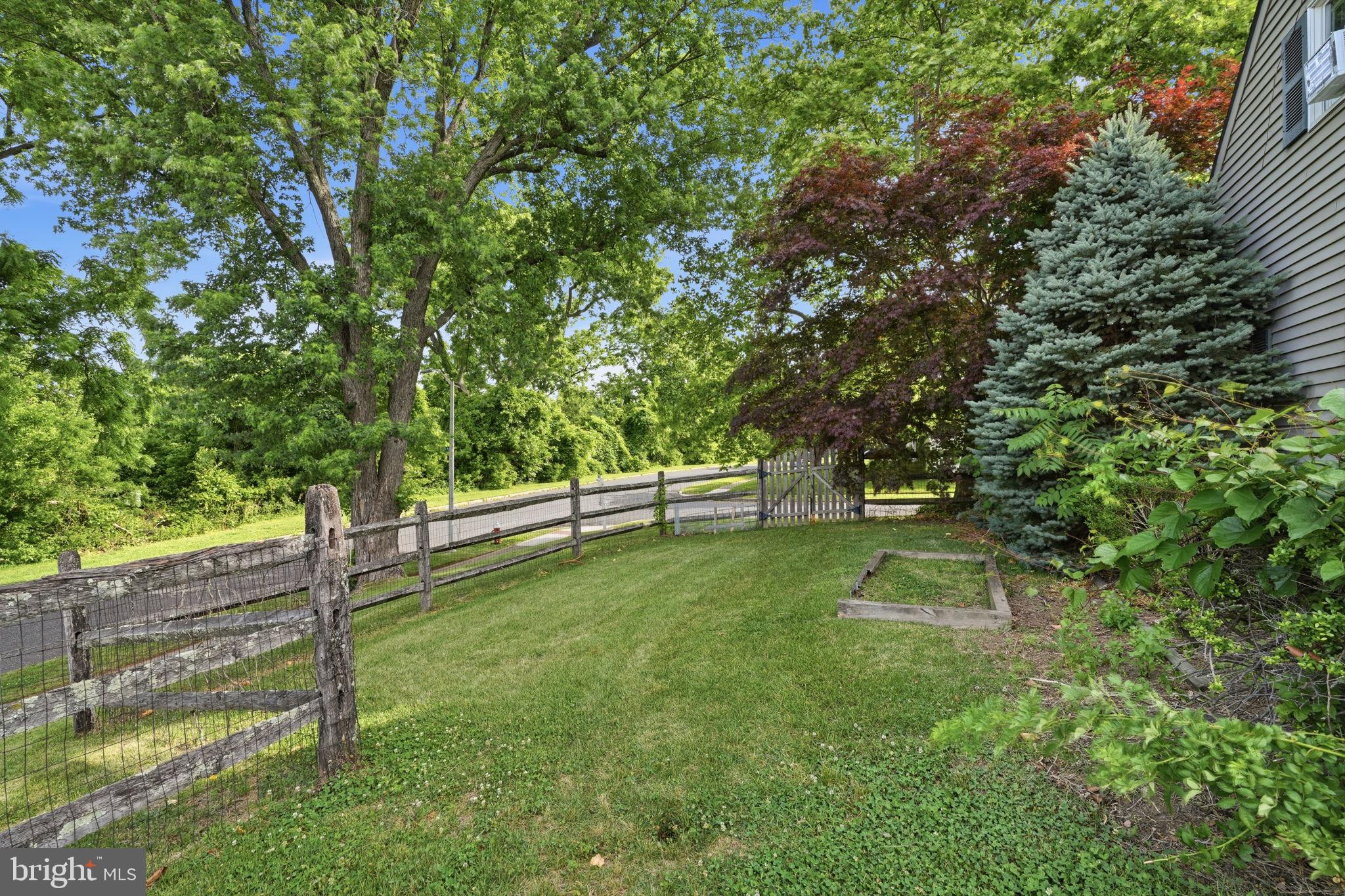 2 Quay Road Levittown, PA 19057 - Photo 31 of 32
