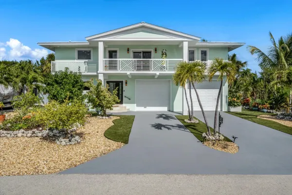 $1,374,499 | 247 West Seaview Circle, Duck Key, FL 33050