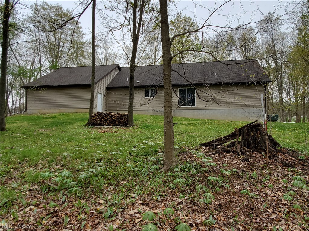 10380 Pifer Road Wadsworth, OH 44281 - Photo 4 of 34 Gallery Image 4