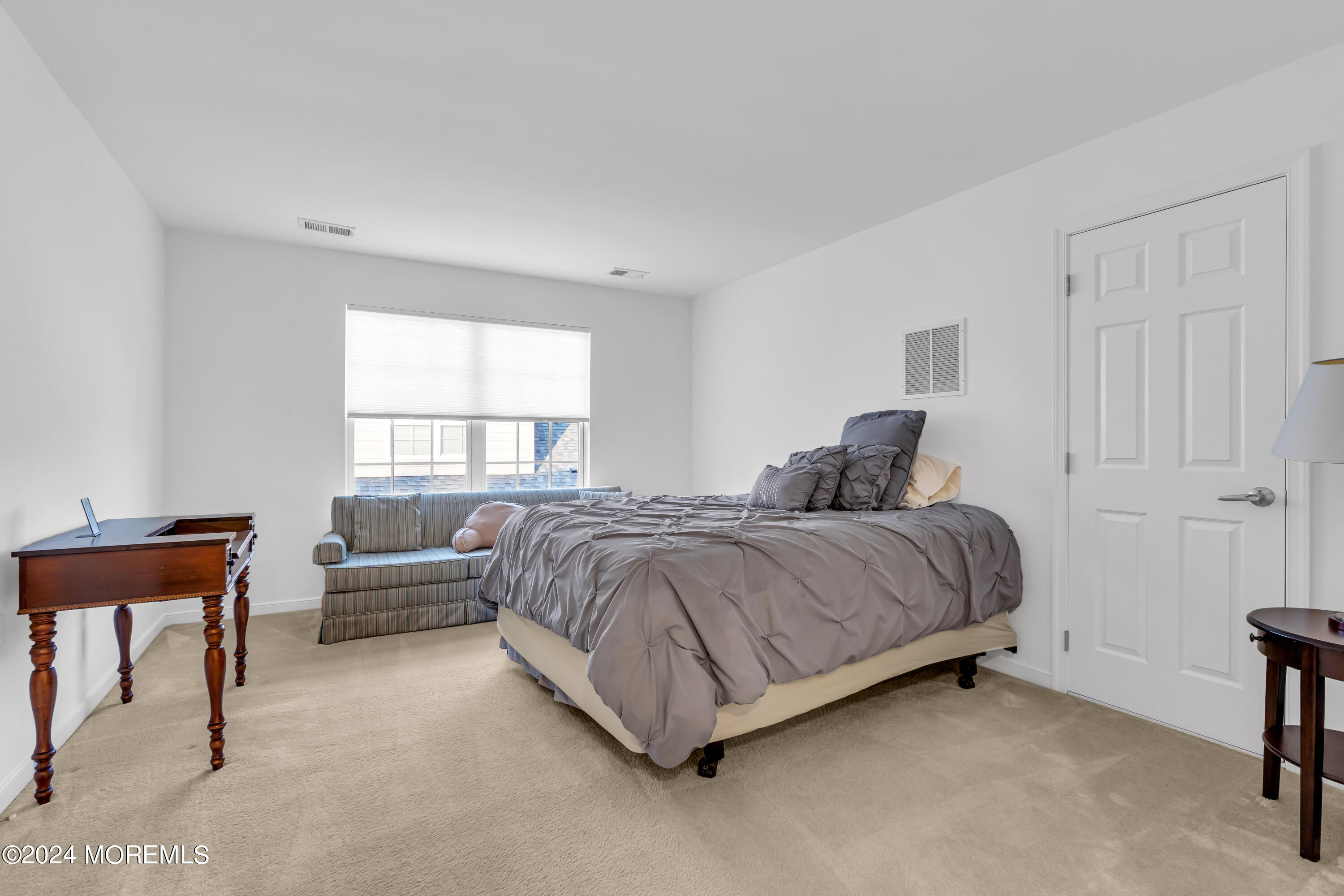 18 East Raphael Lane Farmingdale, NJ 07727 - Photo 45 of 63 049_dsc06611_134