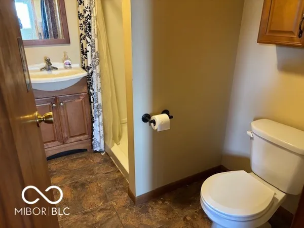 $1 | 3814 North State Road 39, Danville, IN 46122