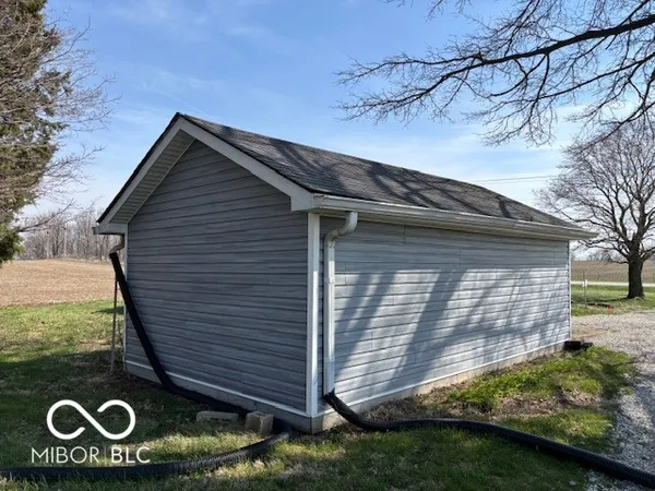 $1 | 3814 North State Road 39, Danville, IN 46122