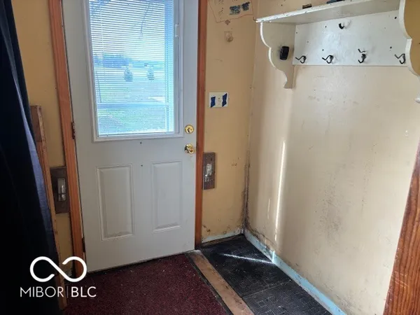 $1 | 3814 North State Road 39, Danville, IN 46122