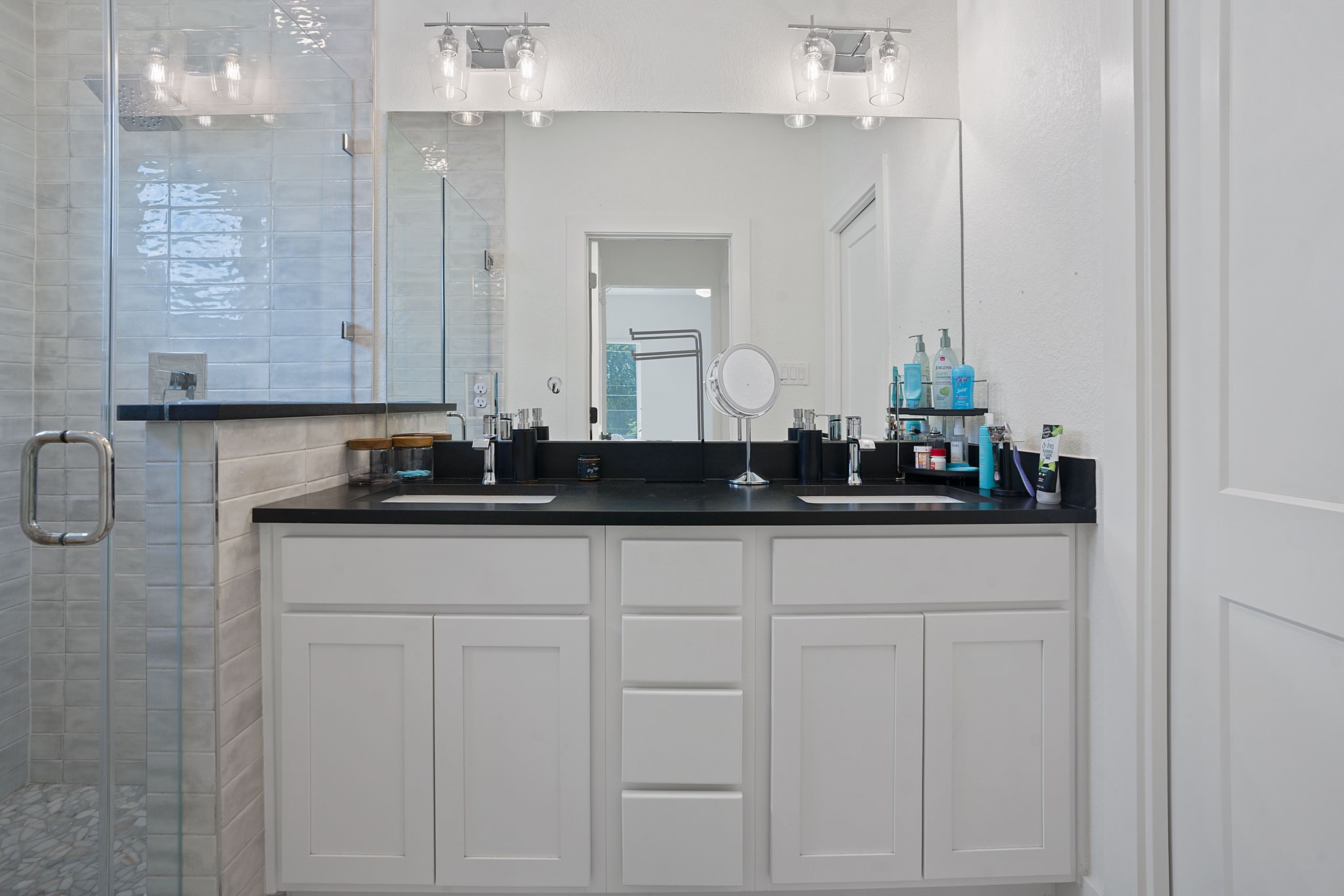 5806 Sutherlin Road Austin, TX 78723 - Photo 15 of 24