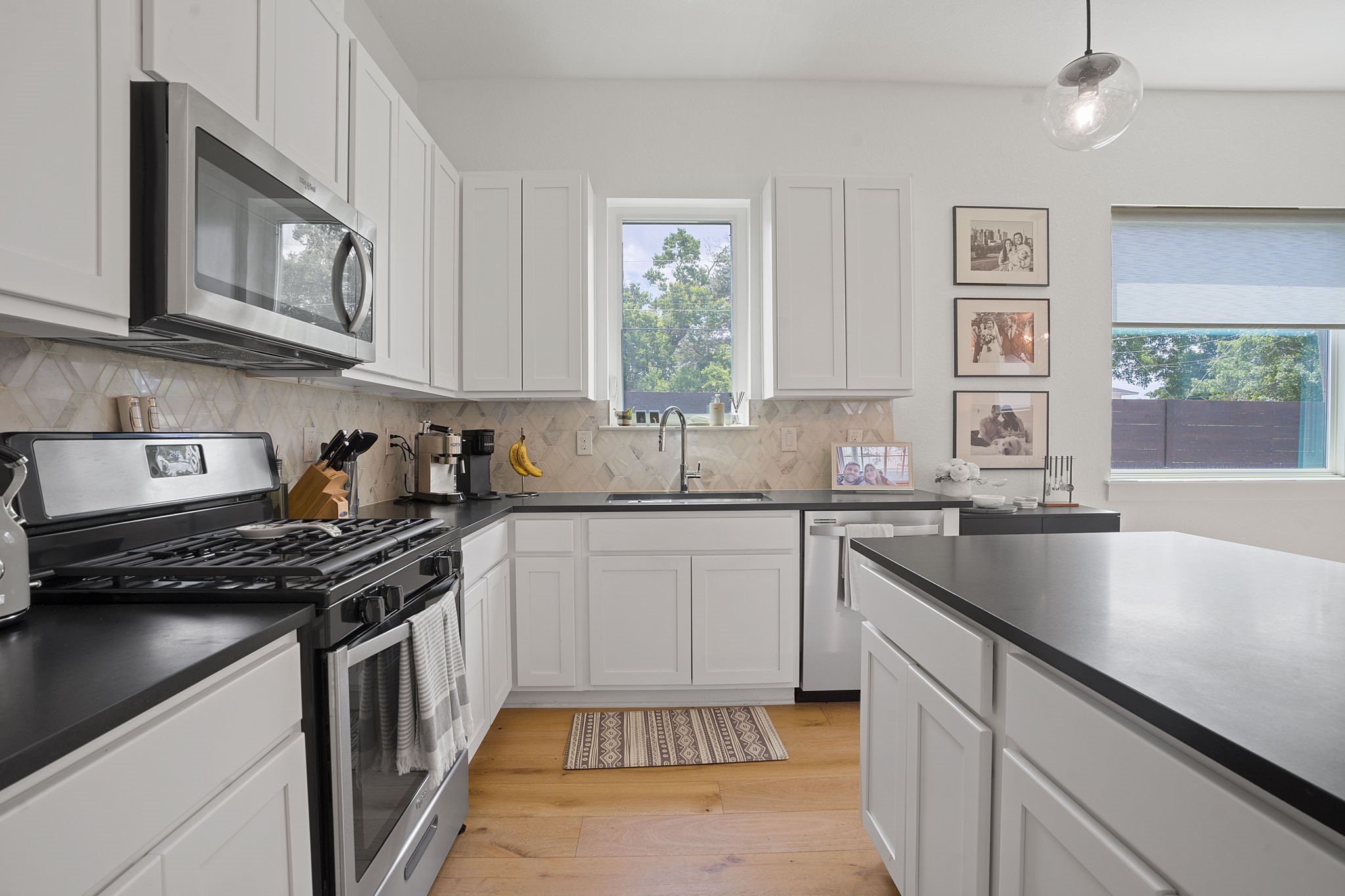 5806 Sutherlin Road Austin, TX 78723 - Photo 7 of 24