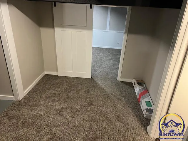 $274,950 | 3116 Southwest Stone Avenue, Topeka, KS 66614