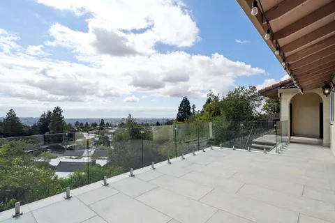 $2,100,000 | 6066 Monte Verde Court, Castro Valley, CA 94552