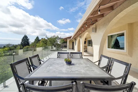 $2,100,000 | 6066 Monte Verde Court, Castro Valley, CA 94552