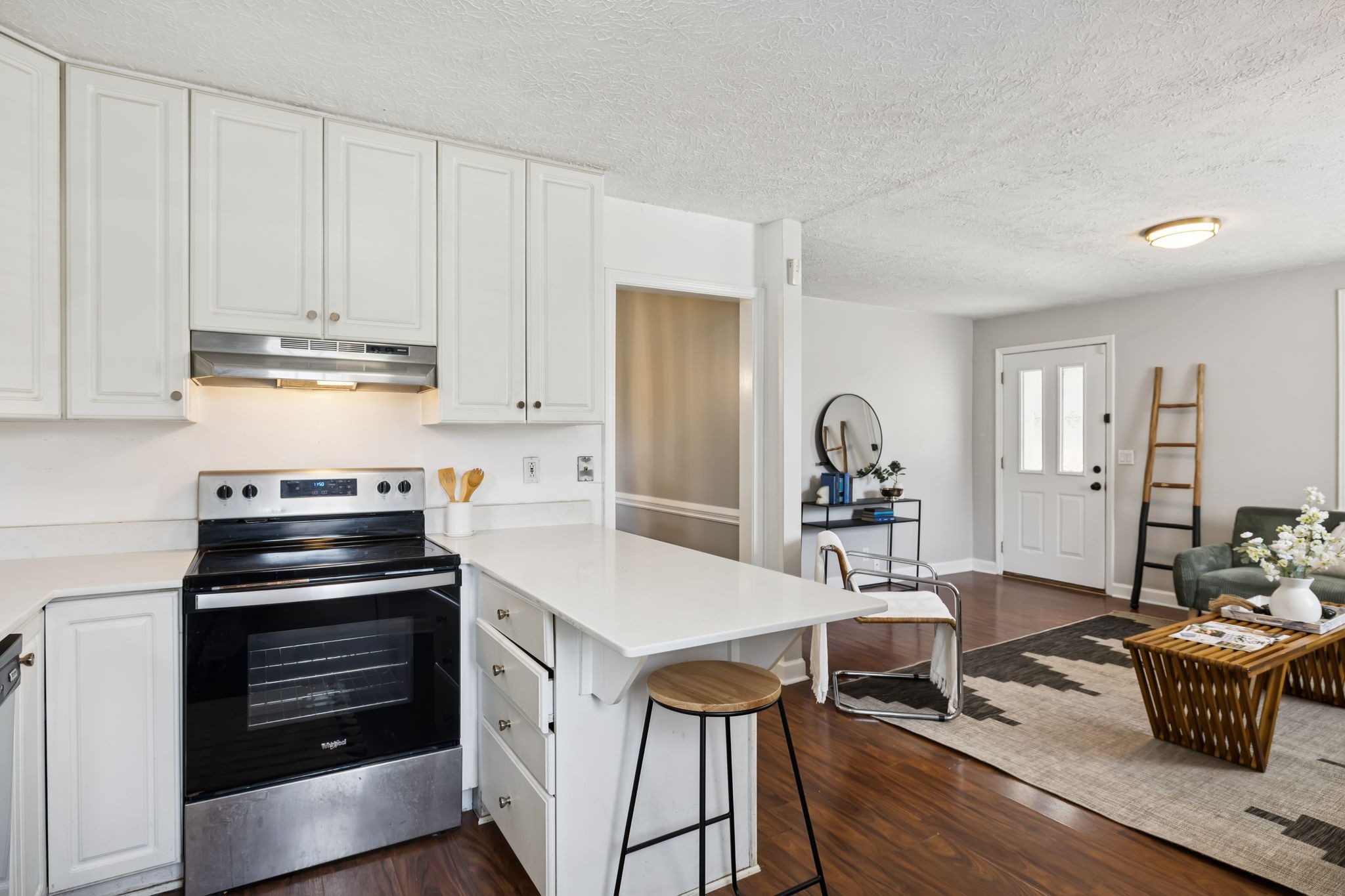 5415 Knob Road Nashville, TN 37209 - Photo 10 of 28 a kitchen with a stove and a refrigerator