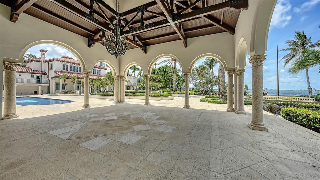 4423 Bay Shore Road Sarasota, FL 34234 - Photo 22 of 51