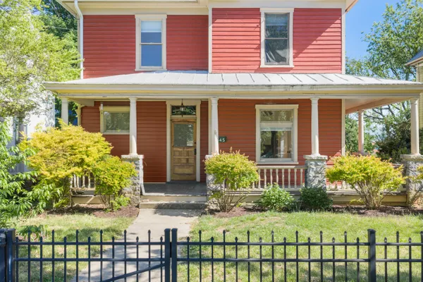 $309,950 | 545 Day Avenue Southwest, Roanoke, VA 24016