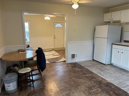 $129,900 | 909 Renfro Drive, White Settlement, TX 76108