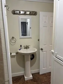 $129,900 | 909 Renfro Drive, White Settlement, TX 76108