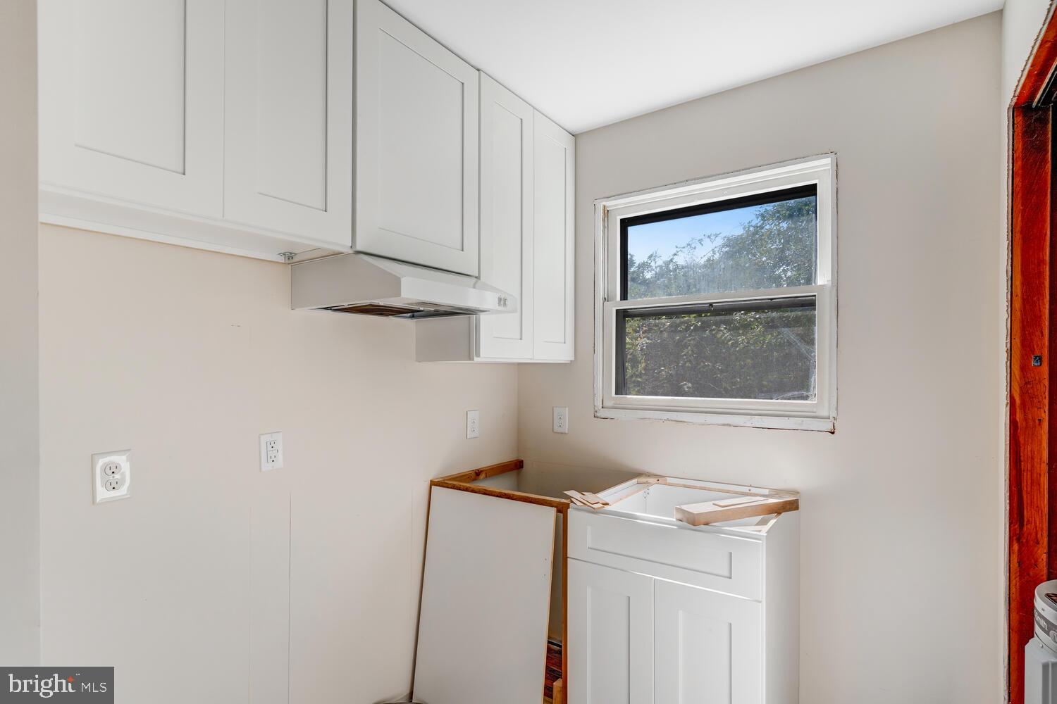 123 Jericho Road Tuckerton, NJ 08087 - Photo 25 of 29 a kitchen with a cabinets and window