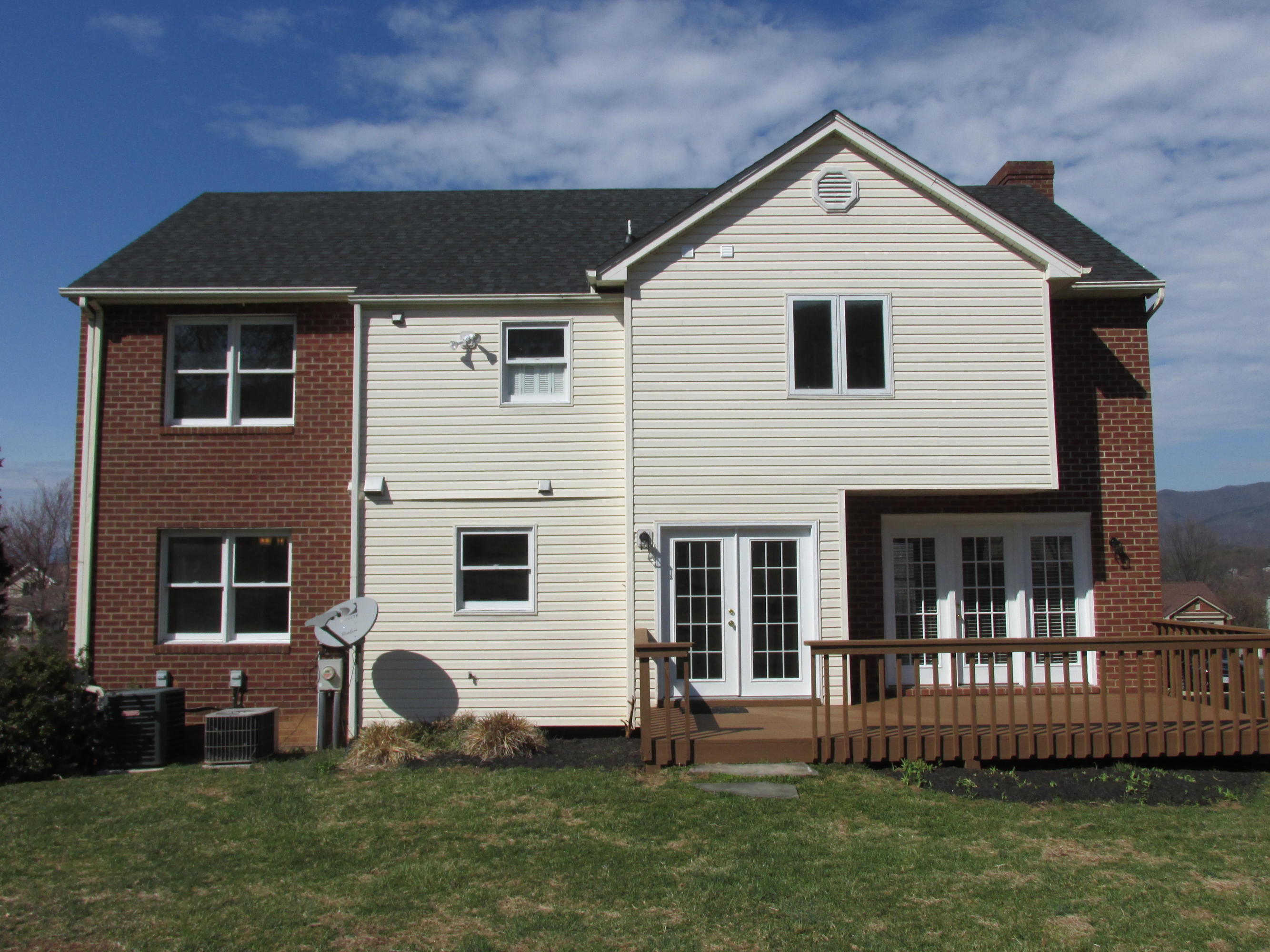 218 Winesap Road Roanoke, VA 24019 - Photo 28 of 33 Back of home