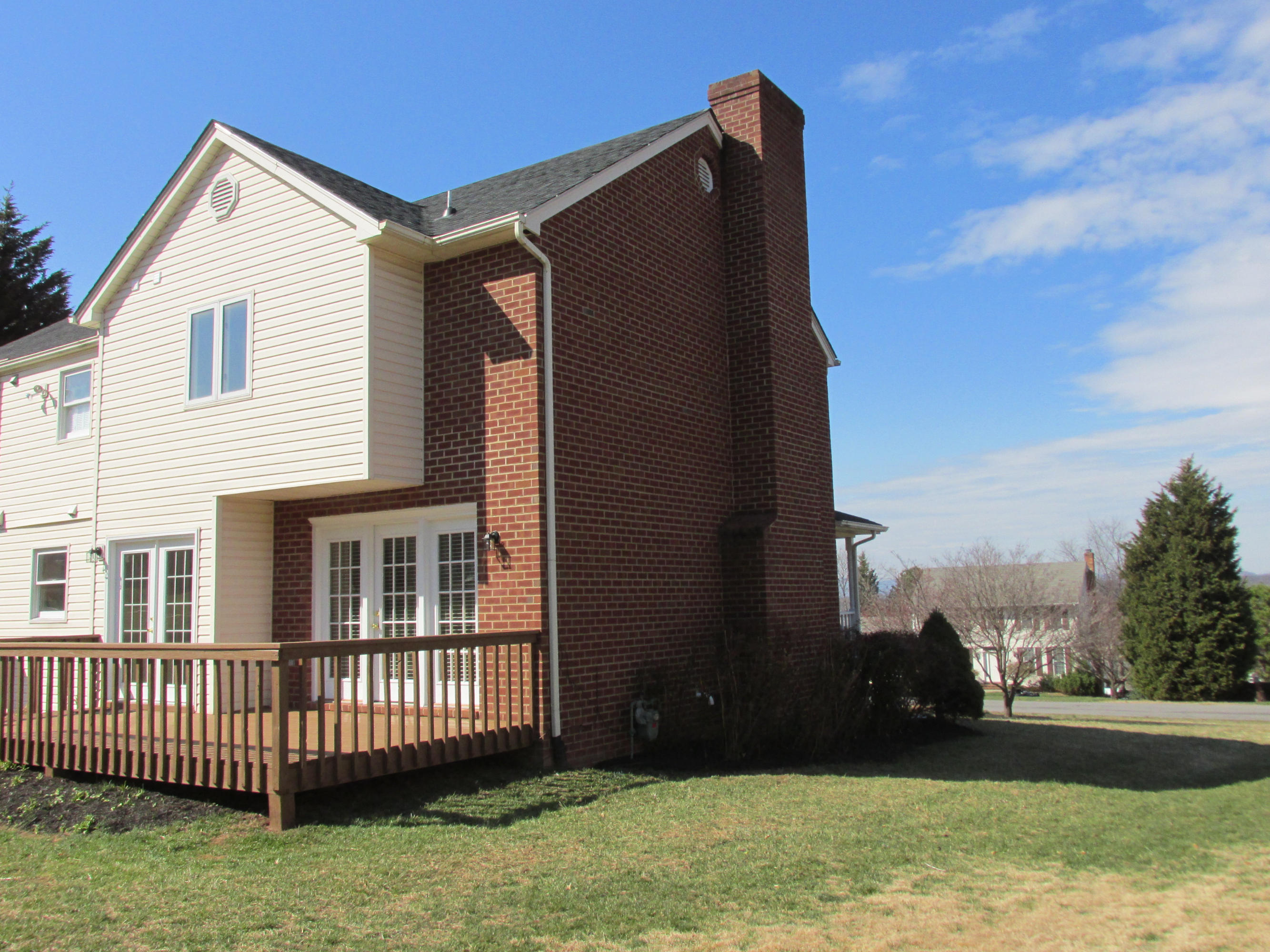 218 Winesap Road Roanoke, VA 24019 - Photo 30 of 33 Side of home