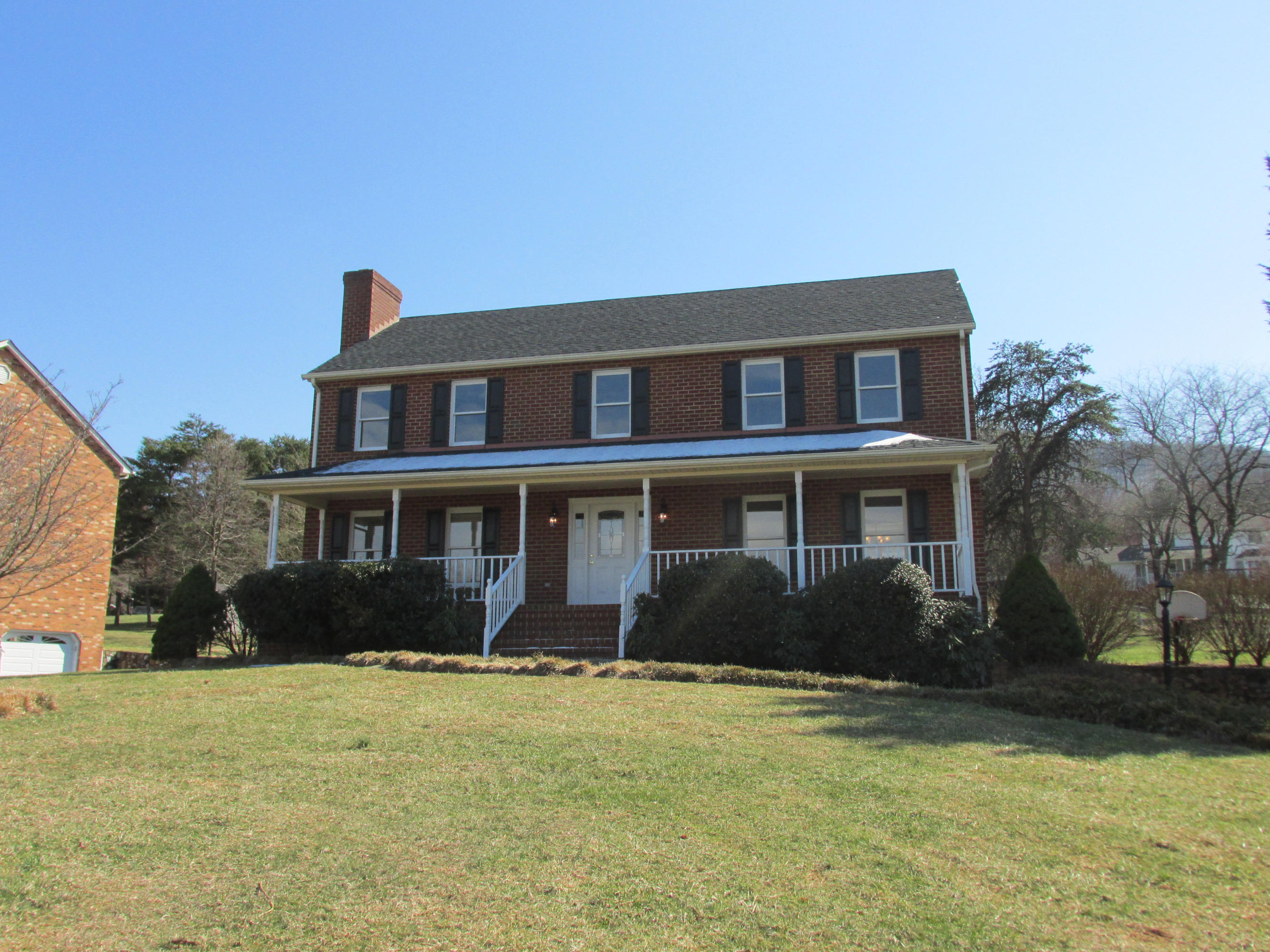 218 Winesap Road Roanoke, VA 24019 - Photo 32 of 33 Another front view