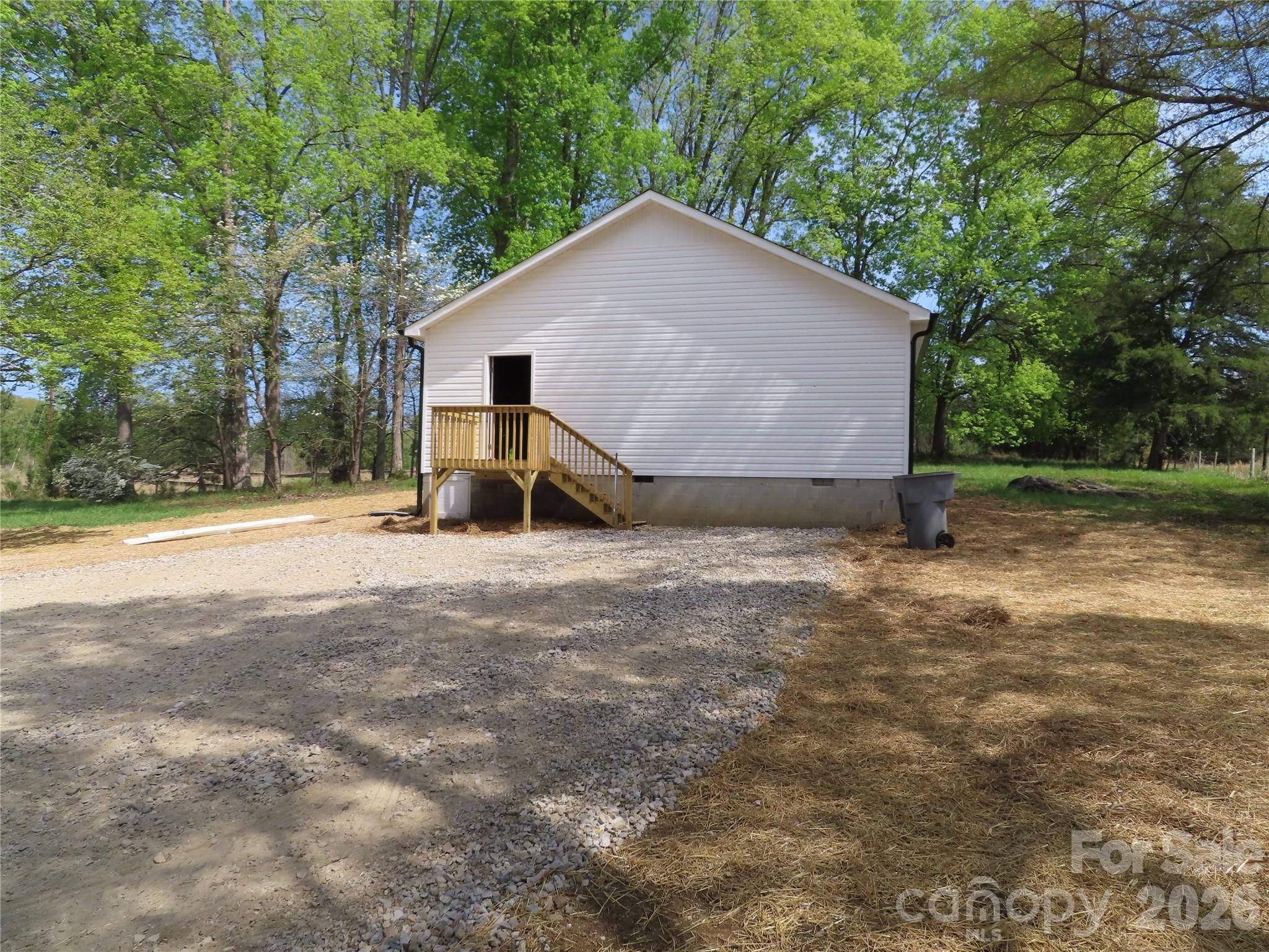 3095 Hillcrest Road York, SC 29745 - Photo 5 of 26